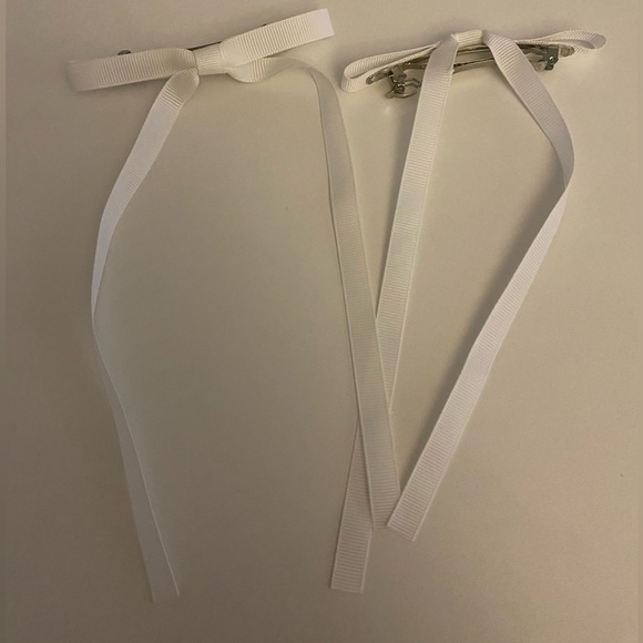 Urban Outfitters Ribbon Hair Bow Barrette Set - Picture 2 of 2